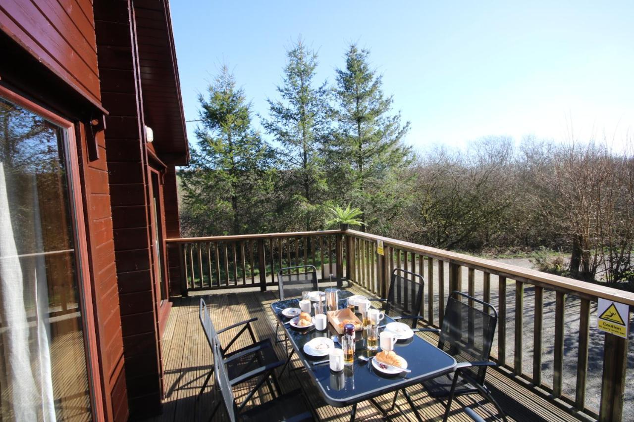 Hartland Hideaway Lodge Woolfardisworthy  ภายนอก รูปภาพ