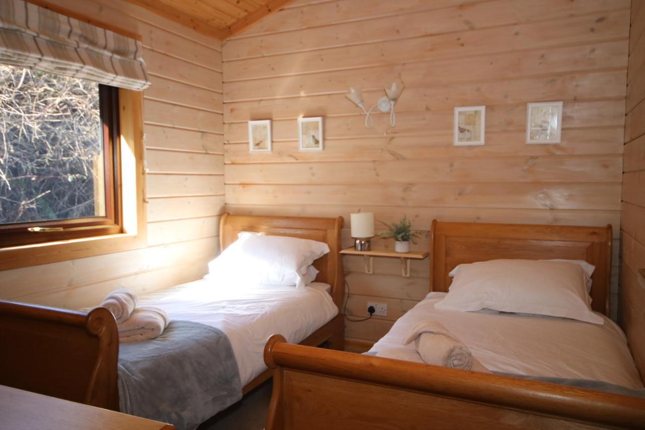 Hartland Hideaway Lodge Woolfardisworthy  ภายนอก รูปภาพ